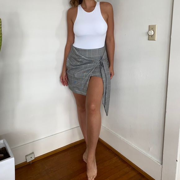 Plaid Fashion Skirt - Picture 2 of 3